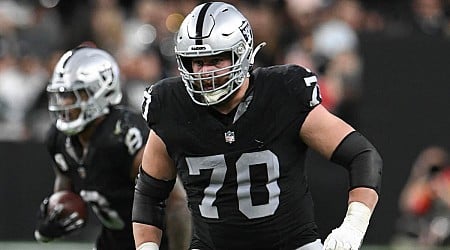 Giants sign former Raiders starter who can potentially play three different spots on the offensive line
