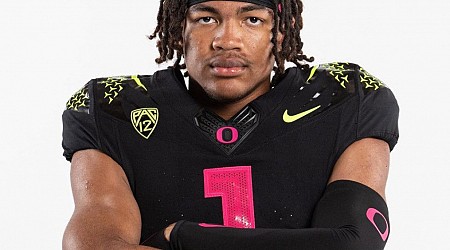 Who Are Aaron Flowers' Parents? Meet the Family of Oregon DB