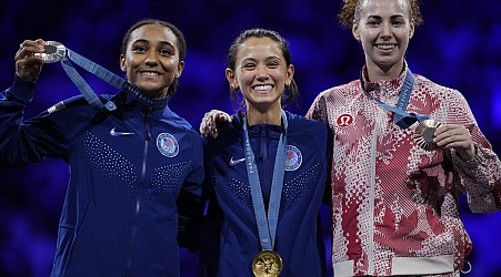 US fencers Kiefer and Scruggs take gold and silver in women's individual foil