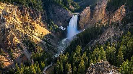 The History of Yellowstone National Park