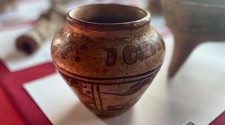 Seltener Fund: Frau erwirbt im Trödelladen antike Maya-Vase