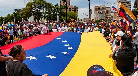 Colombia’s Petro urges ‘transparent’ vote count amid Venezuela unrest