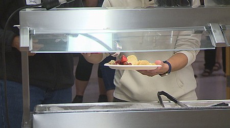 Food Service Workers train for upcoming school year