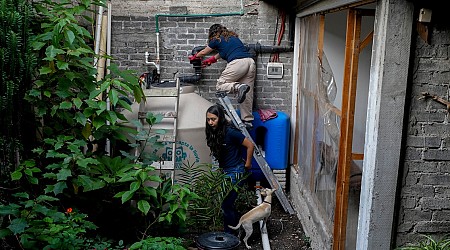 In Mexico City, women water harvesters help make up for drought and dicey public water system