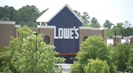 Man arrested after allegedly striking Lowe's employee on head with sledgehammer
