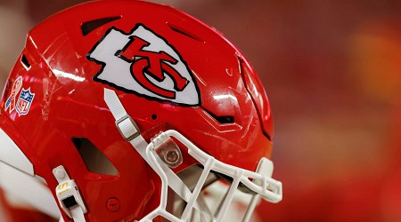 Police Charge Man for Terrorist Threat on KC Chiefs Members at Morgan Wallen Concert
