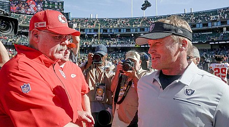 WATCH: Former NFL coach Jon Gruden helps out at Chiefs practice -- fully decked out in Kansas City gear