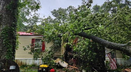 Tropical Storm Debby: At least four dead, 300,000 without power in Florida