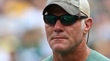 Favre contests judge's decision to block attorney