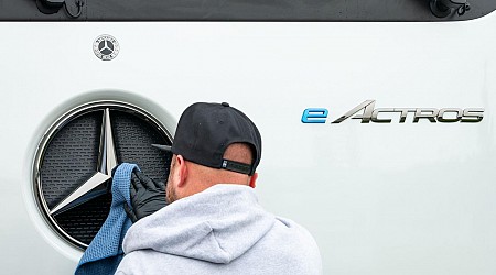 E-Mobilität im Transport: Daimler Truck startet Batterie-Pilotfertigung in Mannheim