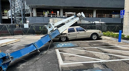 Crane crashes at Upper Arlington community center construction site