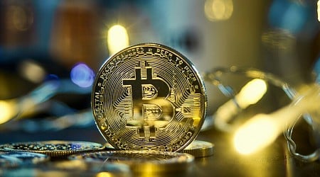 De 22 milmillonarios en el mundo que hicieron su fortuna con criptomonedas, solo seis lo son por invertir en bitcoin