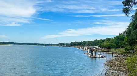 I took a last-minute trip to a stunning South Carolina beach town with a laid-back vibe. The quiet beaches weren't even the best part.