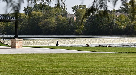 Don’t remove South Elgin’s Fox River dam, resident group says