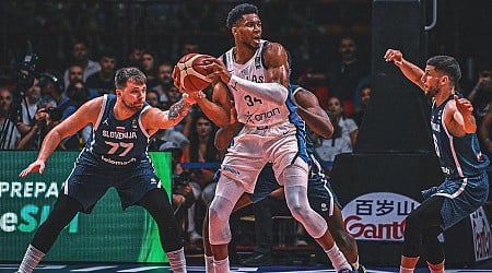 Giannis Antetokounmpo, Greece advance to Olympic qualifying final