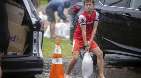 Tropical Storm Debby is expected to send flooding to the Southeast. Here's how much rain could fall