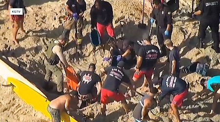 Sand hole collapses on teen at a California beach