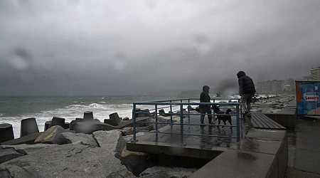 Más de 400.000 usuarios siguen sin luz en Chile tras sistema frontal de lluvias y vientos