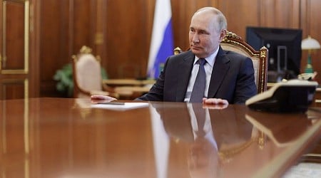 Mexico invites Putin to presidential inauguration, Russia's Izvestia newspaper says