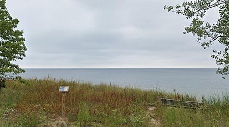 Minnesota Teen Swimming in Lake Michigan Goes Missing