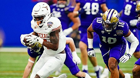 Texas RB CJ Baxter to undergo season-ending knee surgery