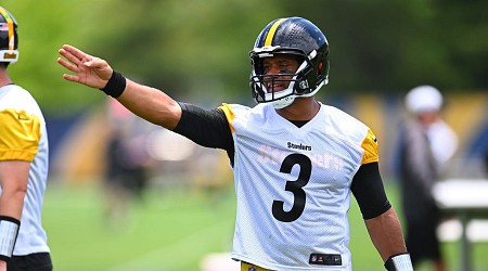 Steelers' Russell Wilson 'Feeling Great' amid Injury, Says He Wants to Play Preseason