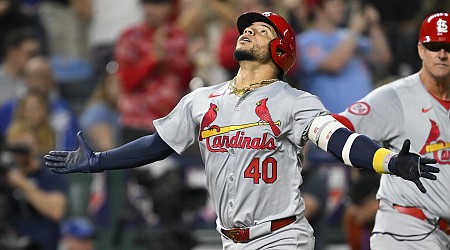 Willson Contreras hits pair of 2-run homers in Cardinals' 8-5 victory over Royals