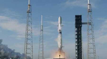 SpaceX's Falcon 9 launches 21 satellites from Florida; another one set for Sunday