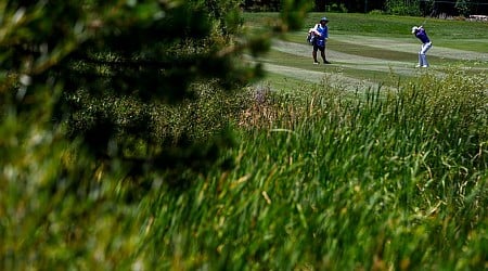 Silverman goes on birdie blitz for Barracuda lead