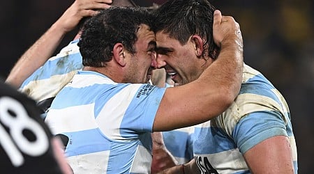 Creevy scores late as Argentina stuns New Zealand 38-30 in Rugby Championship