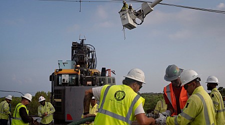 Heat Wave Hits Texas amid Power Outages from Beryl