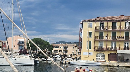 A boomer couple left Florida to live on a sailboat exploring Europe. They said living on the French Riviera is cheaper than the US.