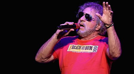 Watch Sammy Hagar Sing “Jump” And “Panama” For The First Time In 20 Years