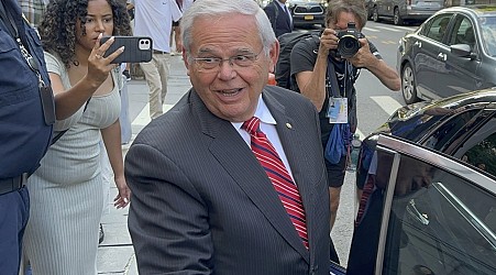 Jury to begin deliberations Friday in bribery trial of New Jersey Sen. Bob Menendez