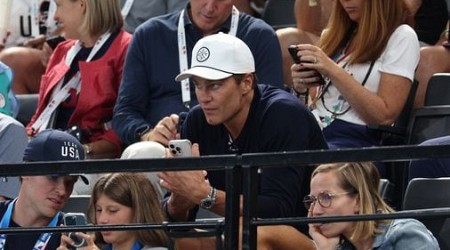 Tom Brady cheers on Simone Biles, Team USA