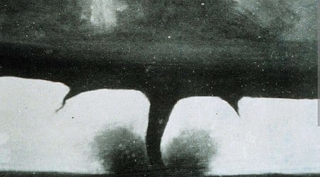 Des internautes ont débusqué les images de tornades les plus délirantes de l’histoire