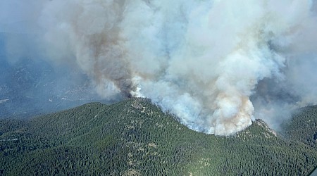 Some evacuation orders downgraded for Shetland Creek wildfire