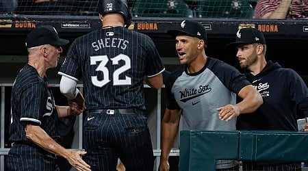 White Sox stun Yankees 12-2 for Grady Sizemore's first win