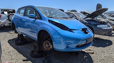 Junkyard Gem: 2014 Nissan Leaf