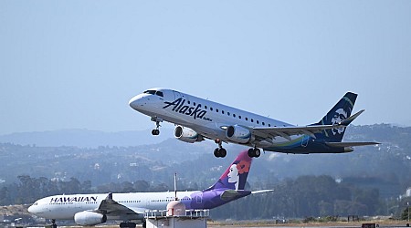 Alaska & Hawaiian Airlines Apply To USDOT For Mutual Route Transfer