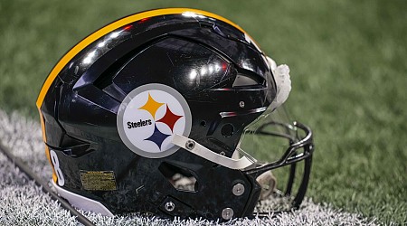 Steelers waive DB Kalon Barnes