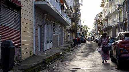 Tempête Ernesto : la Guadeloupe en vigilance rouge aux orages et fortes pluies, voici ce que cela implique