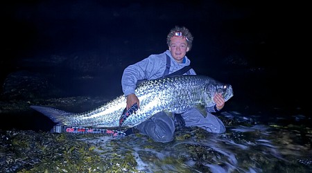 70-inch Tarpon caught off Rhode Island coast, and yes, you read that wrong [Cool]