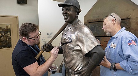 A New Jackie Robinson Statue Is Getting Unveiled Six Months After the Original Was Stolen