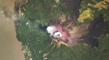 Des nuages de gaz toxiques du volcan Momotombo au Nicaragua capturés depuis l’espace