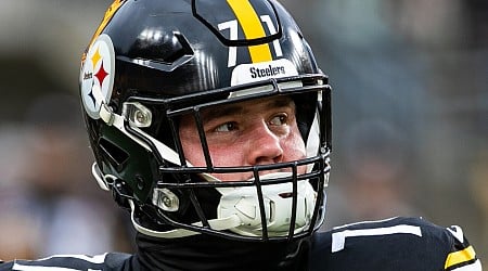 Steelers C Nate Herbig has torn rotator cuff