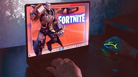 How to Play Fortnite Using a Chromebook