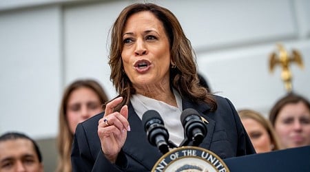 Kamala Harris Heckled by Pro-Palestinian Protesters at Michigan Rally