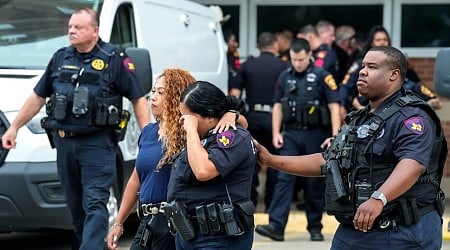 Texas deputy constable fatally shot in Houston