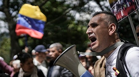 Venezuela, in migliaia in piazza contro l’elezione di Maduro, arrestati due esponenti dell’opposizione. Usa: “Prove nette di brogli”